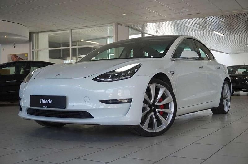 Gebraucht Tesla Model 3 Performance 358 kW (487 PS) 2019 Pearl white multicoat Limousine