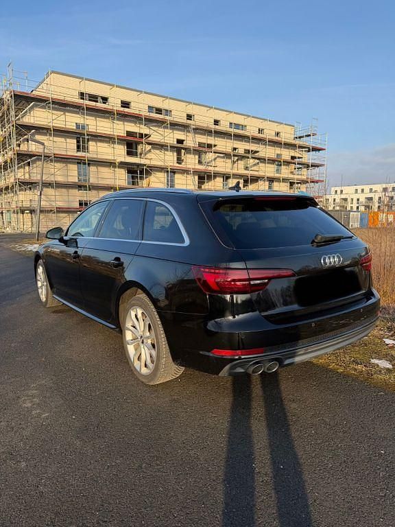 Gebraucht Audi A4 S-Line 190 PS (139 kW) 2018 Schwarz Kombi