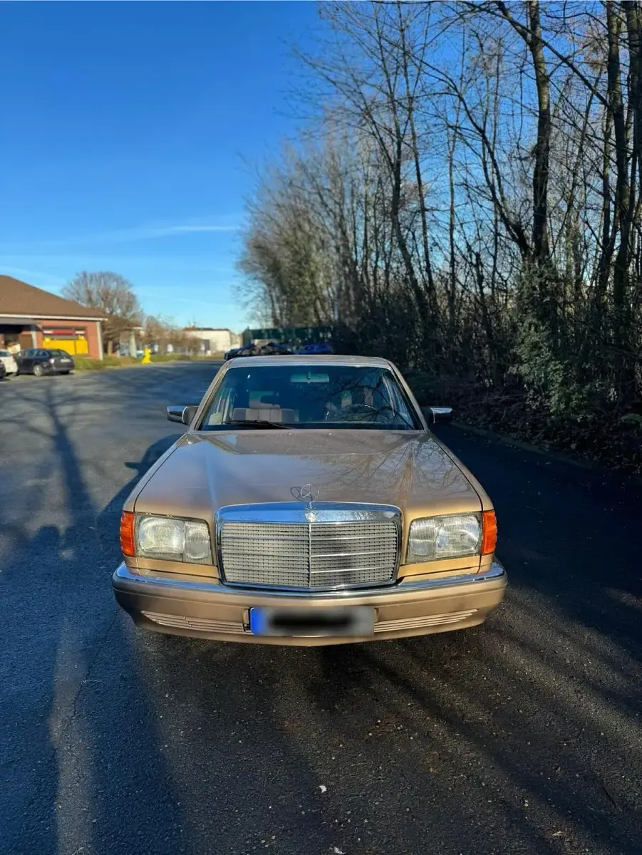 Gebraucht Mercedes 300 SE 180 PS (132 kW) 1988 Gold Limousine