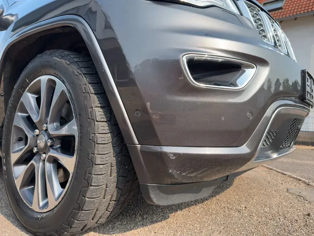 Gebraucht Jeep Grand Cherokee Overland 250 PS (183 kW) 2019 Grau SUV