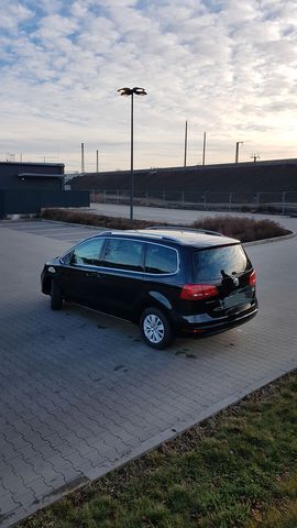 Gebraucht VW Sharan 190 PS (139 kW) 2011 Schwarz metallic Van / Kleinbus