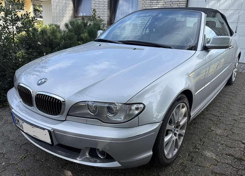 Silber Gebraucht 2006 BMW 318 Cabriolet Sport Line Cabrio | 7.600 € (Fairer Preis) - Bild 1/4