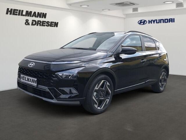 Phantom black / met Gebraucht 2025 Hyundai Bayon Prime SUV | 22.950 € (Fairer Preis) - Bild 1/4