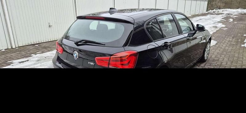 Gebraucht BMW 116 Advantage 109 PS (80 kW) 2015 Schwarz Kleinwagen