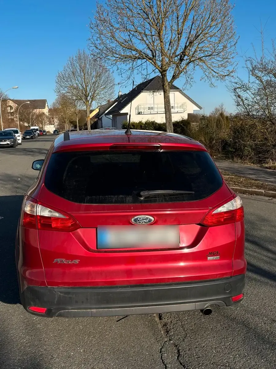 Usata Ford Focus 150 CV (110 kW) 2012 Rosso Station wagon