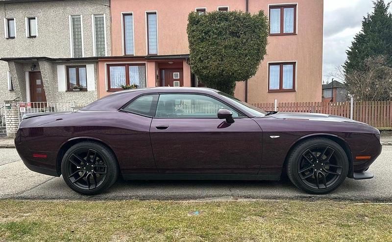 Gebraucht Dodge Challenger 309 PS (227 kW) 2020 Violett Coupé