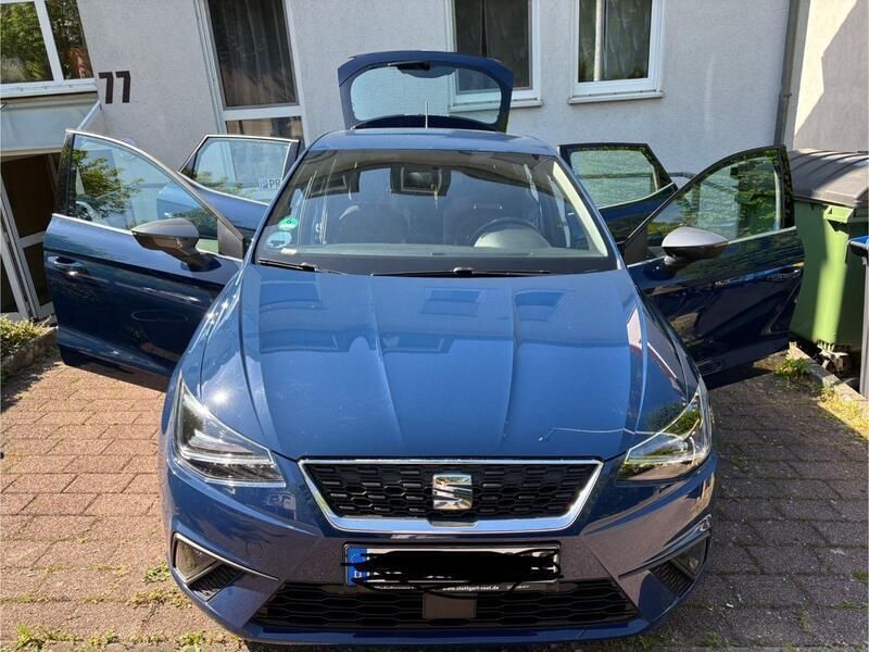 Blau Gebraucht 2017 Seat Ibiza Style Kleinwagen | 10.900 € (Fairer Preis) - Bild 1/4