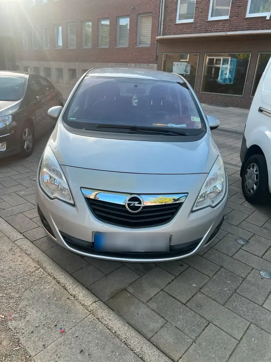 Gebraucht Opel Meriva 131 PS (96 kW) 2012 Grau Van / Kleinbus
