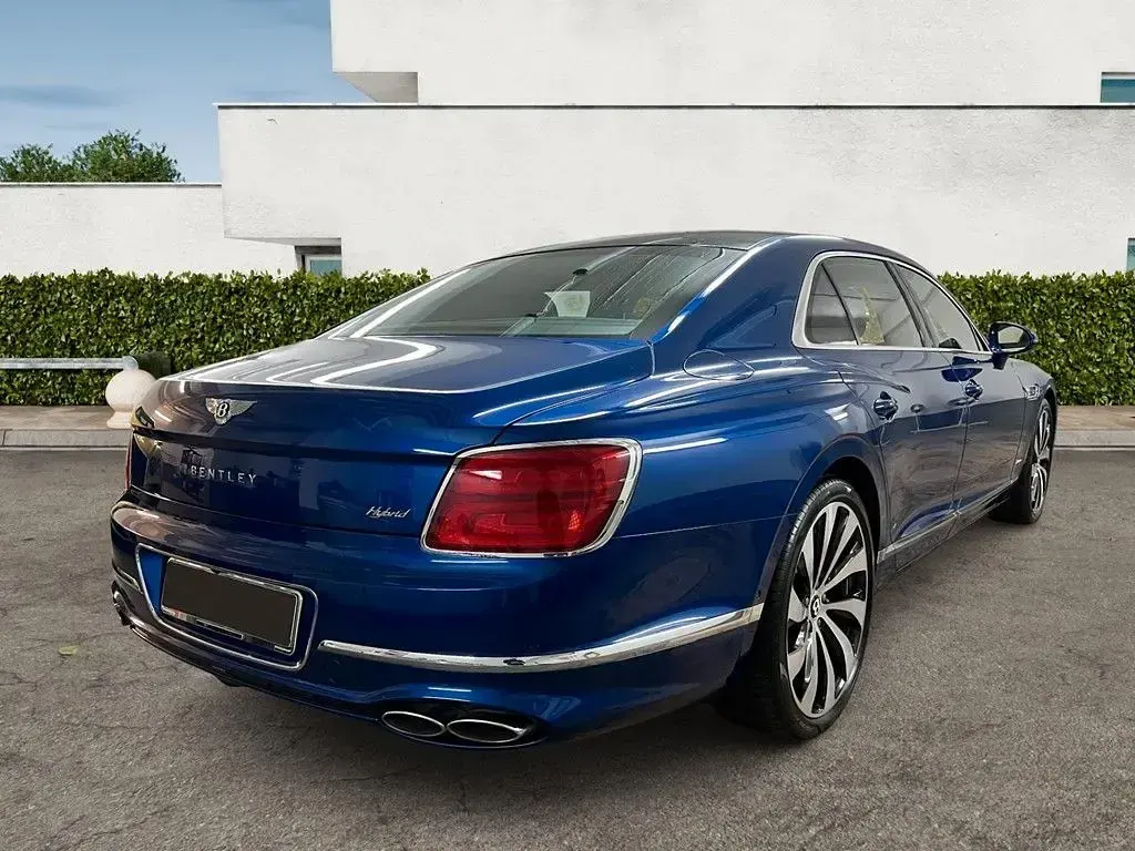 Gebraucht Bentley Flying Spur Mulliner 544 PS (400 kW) 2022 Blau Limousine