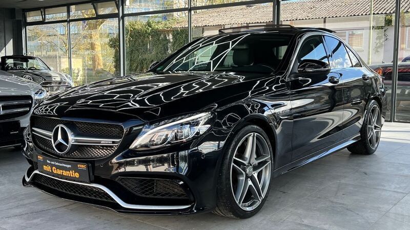 Schwarz Gebraucht 2017 Mercedes C63 AMG AMG Limousine | 46.900 € (Fairer Preis) - Bild 1/4