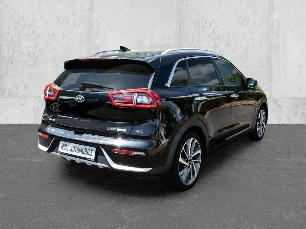 Gebraucht Kia Niro Spirit 141 PS (103 kW) 2017 Schwarz SUV