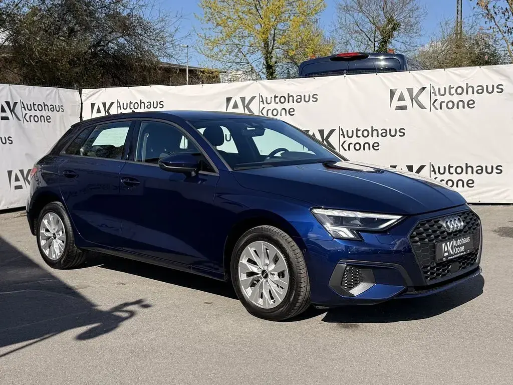 Second-hand Audi A3 204 CP (150 kW) 2023 Albastru Berlinǎ