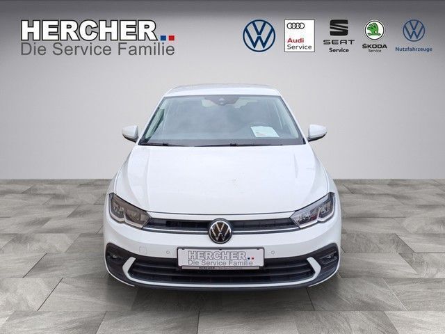 Gebraucht VW Polo Life 95 PS (69 kW) 2023 White metallic Limousine
