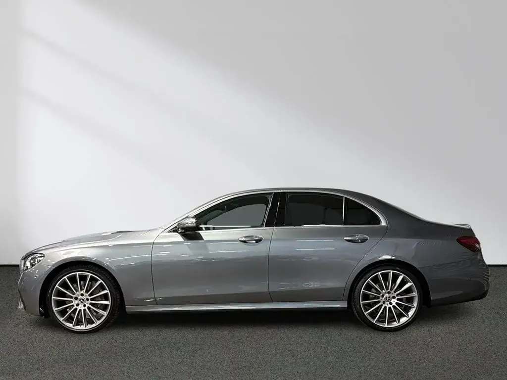 Gebraucht Mercedes E400 AMG 330 PS (242 kW) 2021 Grau Limousine