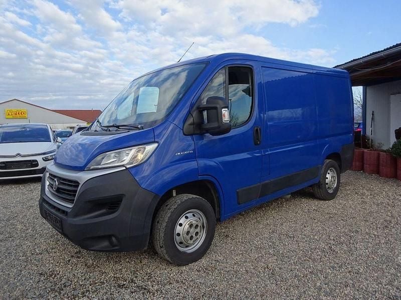 Gebraucht Fiat Ducato 131 PS (96 kW) 2019 Colore esterno (blau) Van