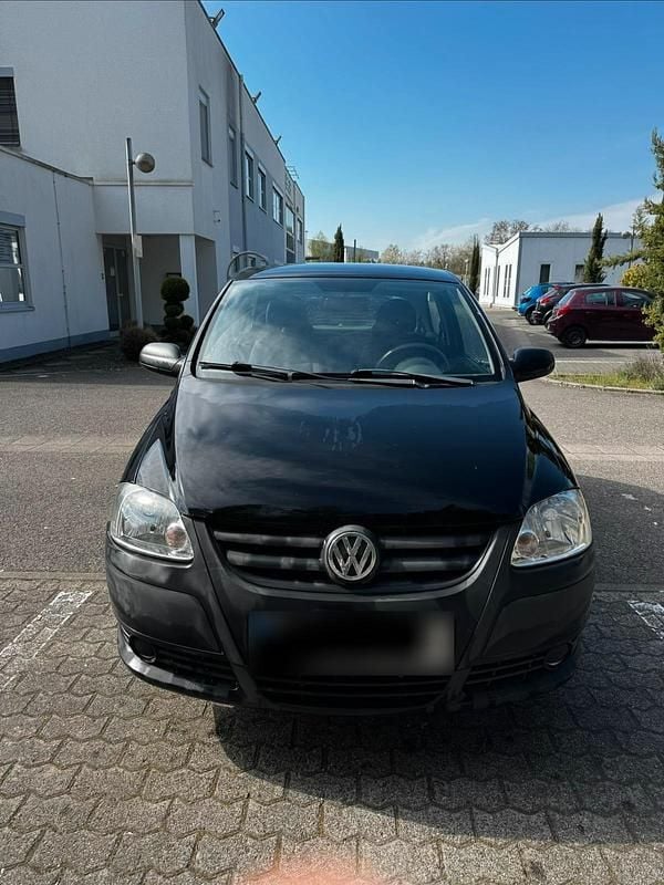 Second-hand VW Fox 70 CP (51 kW) 2007 Negru Hatchback