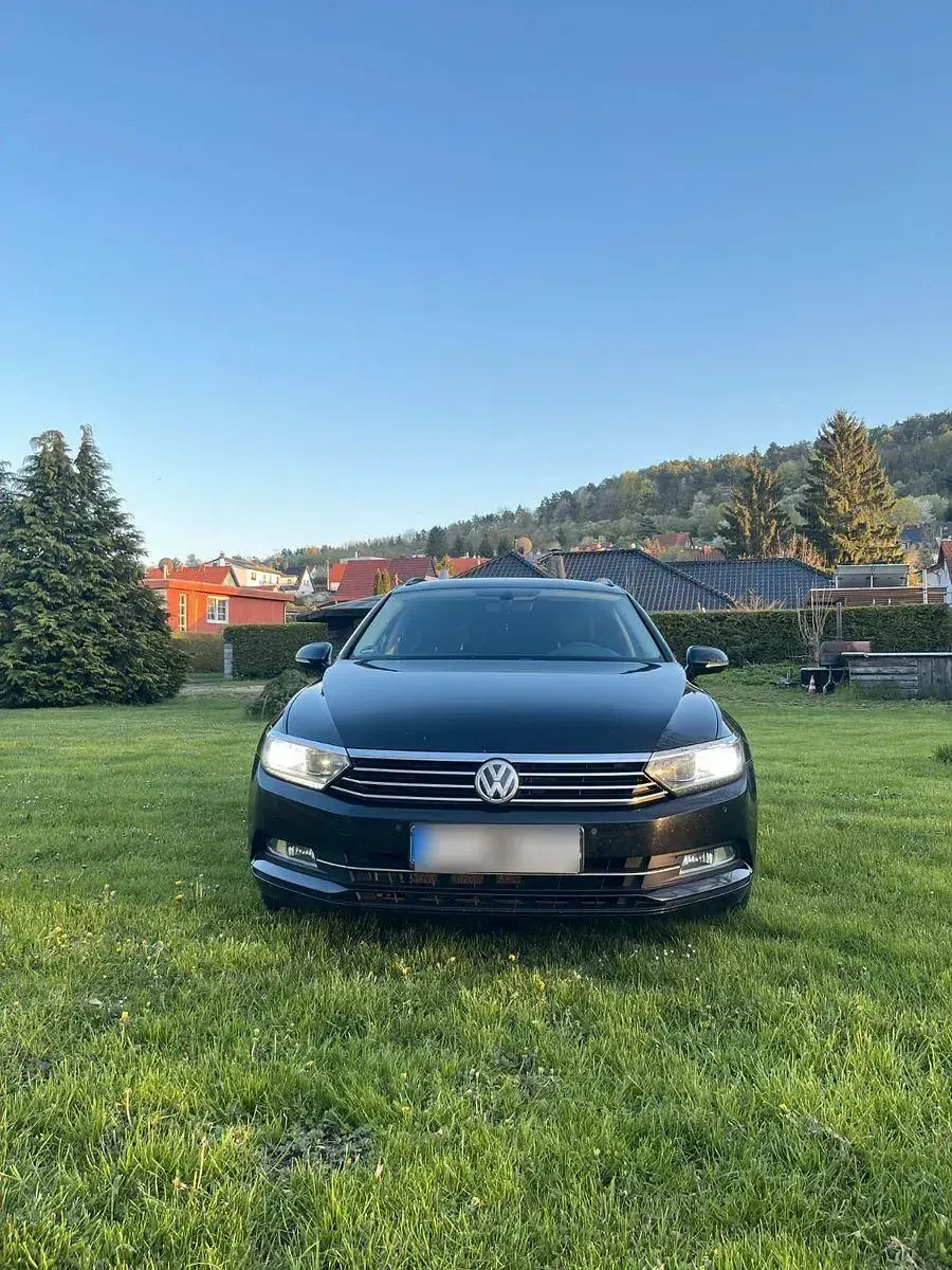 Usata VW Passat Trendline 150 CV (110 kW) 2015 Nero Berlina