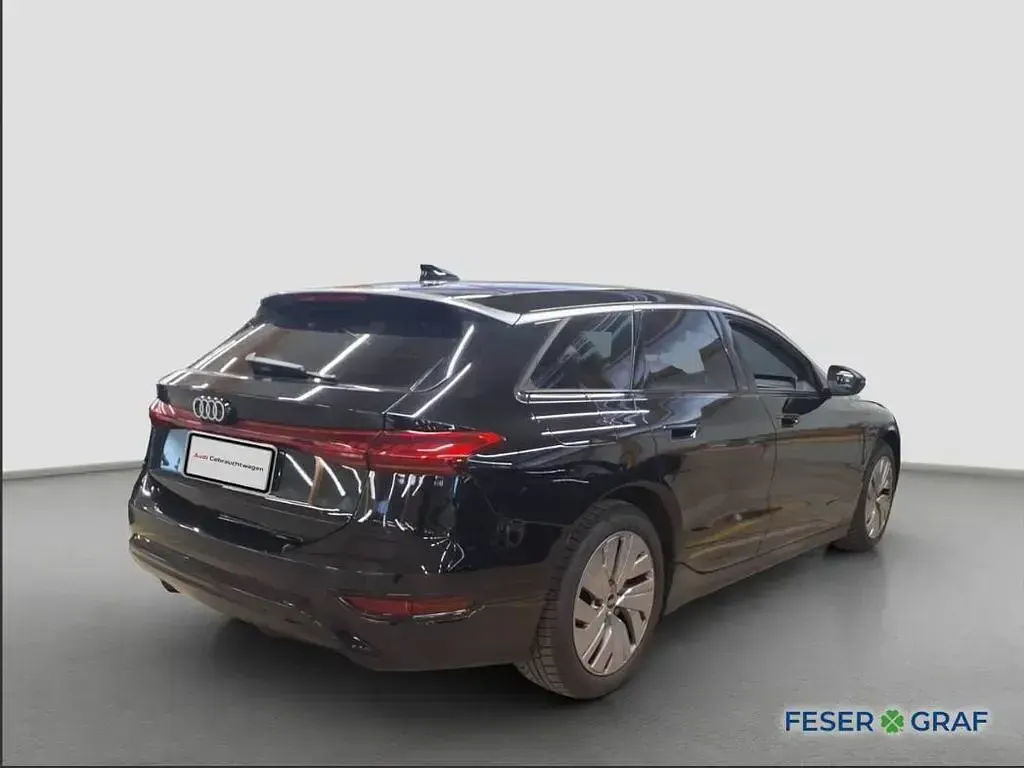 Gebraucht Audi A6 e-tron 210 kW (286 PS) 2025 Mythosschwarz metallic Kombi