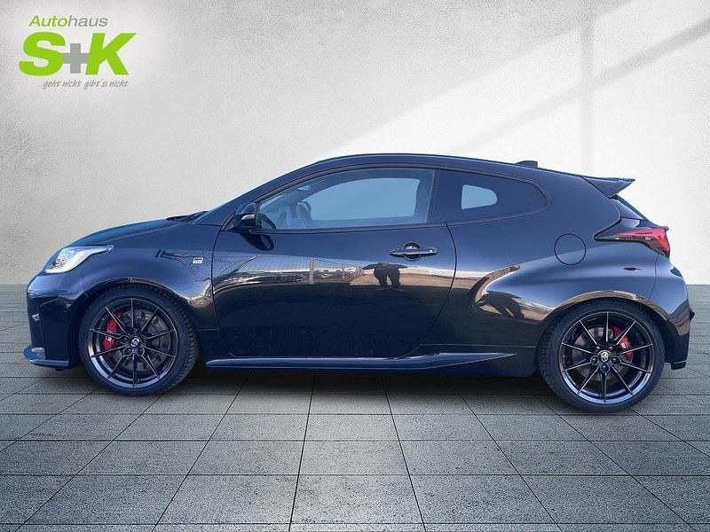 Gebraucht Toyota Yaris Basis 261 PS (191 kW) 2021 Precious schwarz Kleinwagen