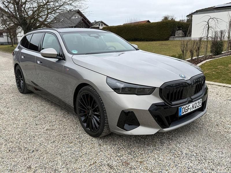 Gebraucht BMW i5 Performance 250 kW (340 PS) 2024 Grau Limousine