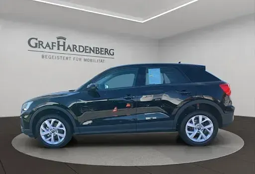 Neu Audi Q2 Comfort 150 PS (110 kW) 2026 Schwarz SUV