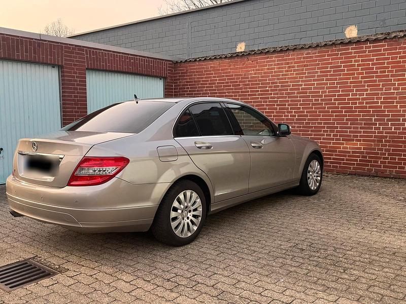 Gebraucht Mercedes C220 170 PS (125 kW) 2008 Grau Limousine