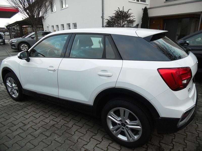 Gebraucht Audi Q2 Advanced 110 PS (80 kW) 2023 Ibisweiß SUV