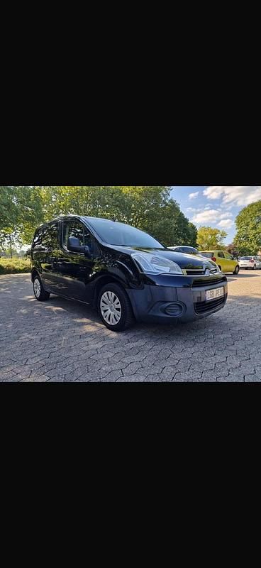 Gebraucht Citroën Berlingo 90 PS (66 kW) 2014 Schwarz Van / Kleinbus