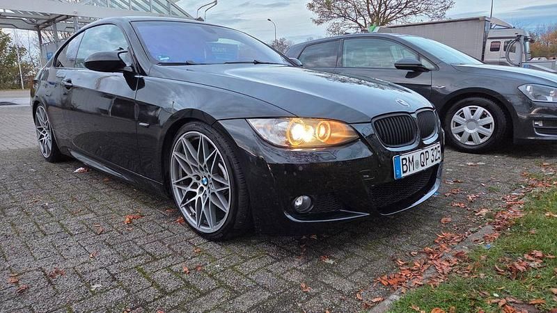 Gebraucht BMW 325 Shadowline 218 PS (160 kW) 2006 Schwarz Coupé