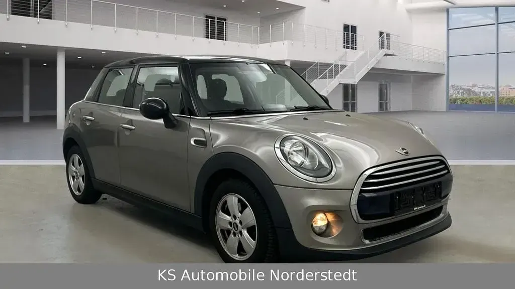 Używany Mini Cooper 136 KM (100 kW) 2016 Srebrny Hatchback