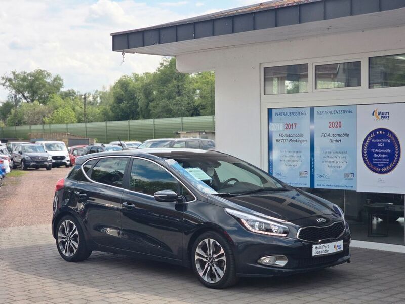 Gebraucht Kia Ceed Platinum 135 PS (99 kW) 2015 Schwarz Kleinwagen