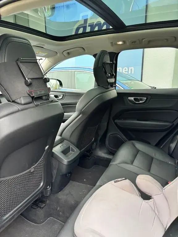Gebraucht Volvo XC60 Ultimate 197 PS (144 kW) 2023 Blau SUV