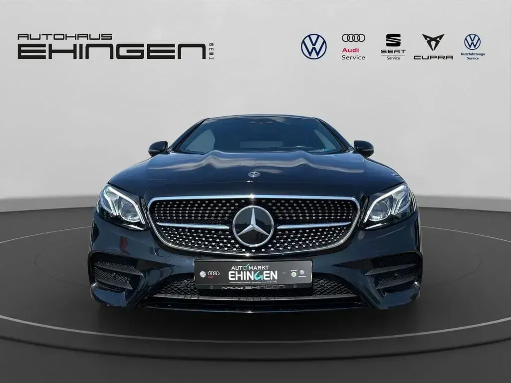 Gebraucht Mercedes E350 AMG line 299 PS (219 kW) 2019 Schwarz Coupé