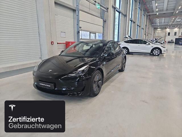 Solid black Gebraucht 2021 Tesla Model 3 RWD Limousine | 26.400 € (Fairer Preis) - Bild 1/4