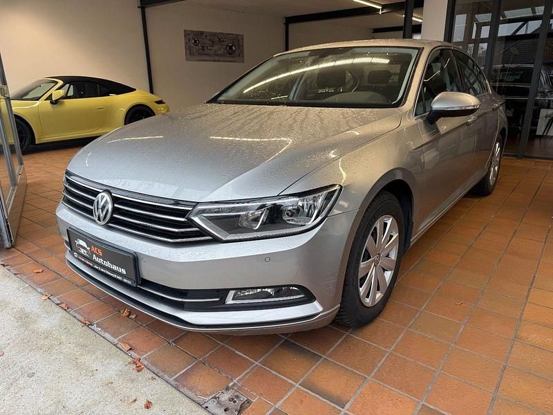 Usata VW Passat Comfortline 150 CV (110 kW) 2014 Argento Berlina