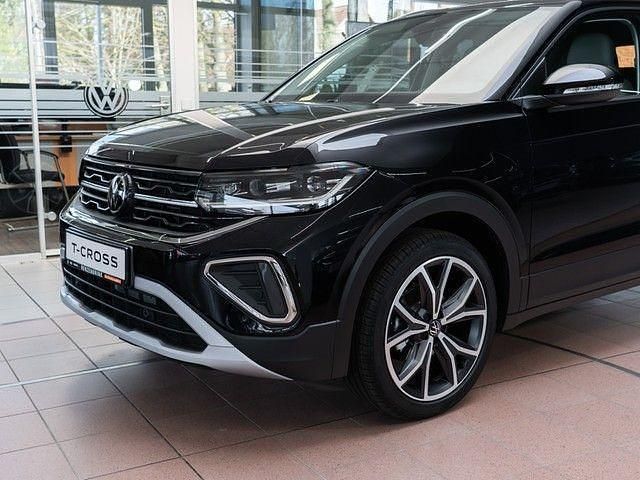 Neu VW T-Cross Design 116 PS (85 kW) 2026 Deep black perleffekt SUV