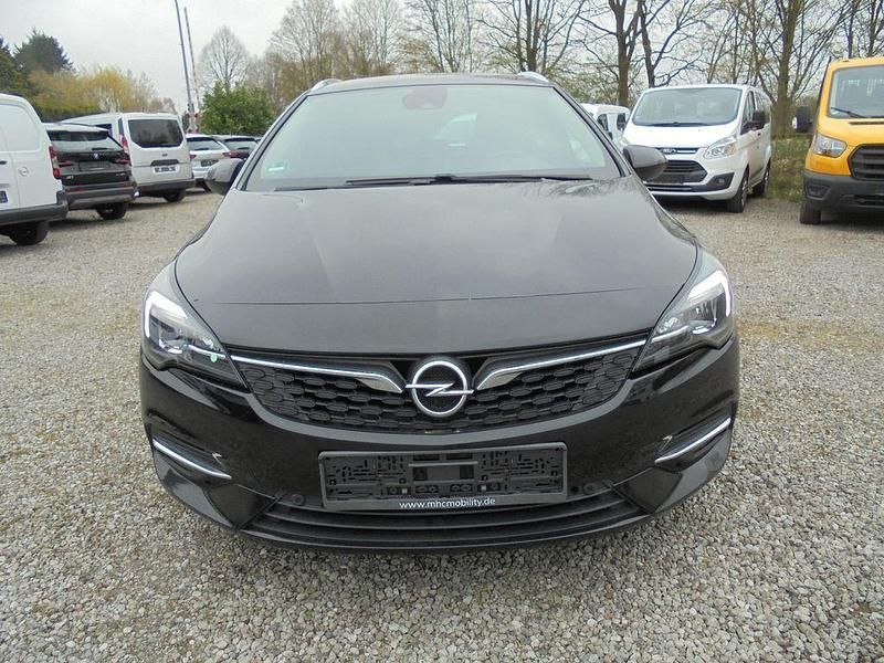 Używany Opel Astra Elegance 122 KM (89 kW) 2022 Czarny Kombi