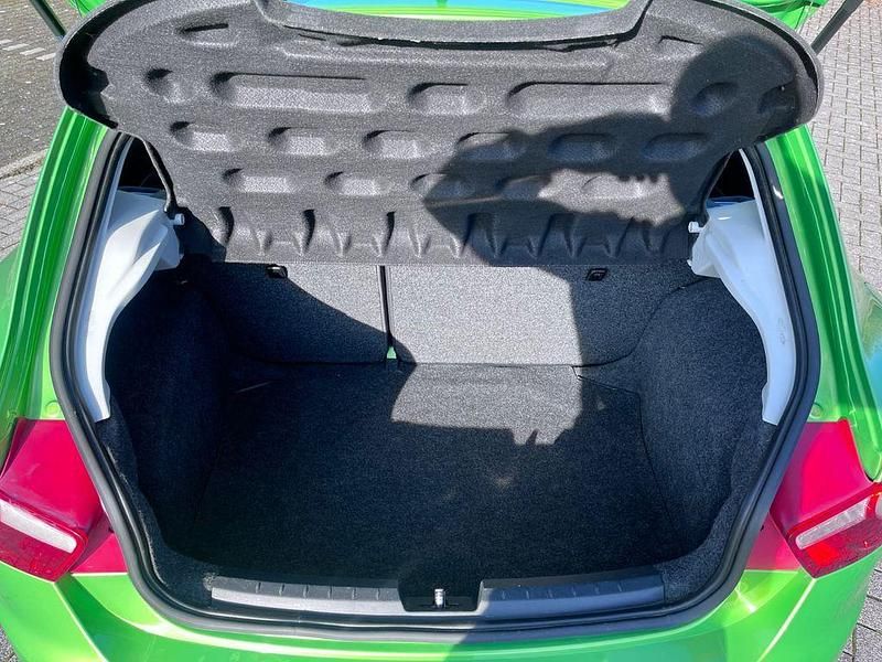 Gebraucht Seat Ibiza SC Reference 69 PS (50 kW) 2012 Grün Kleinwagen