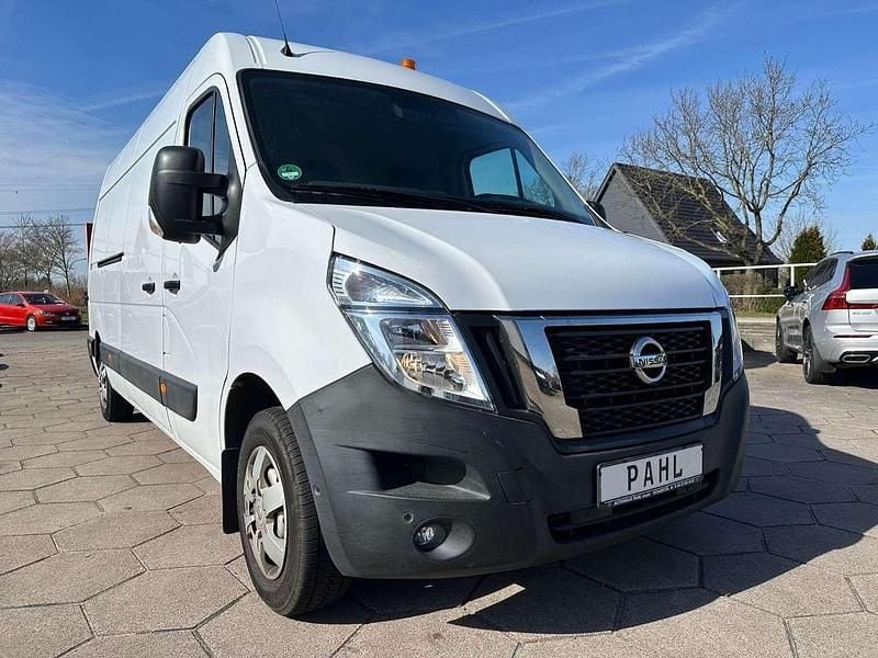 Gebraucht Nissan Interstar N-Connecta 150 PS (110 kW) 2022 Polar white Van