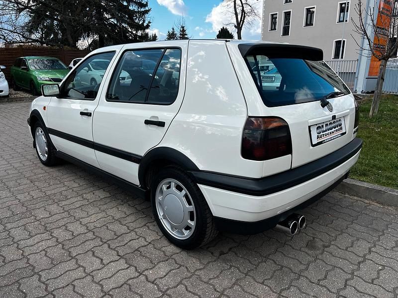 Gebraucht VW Golf III GTI 115 PS (84 kW) 1992 Weiß Kleinwagen