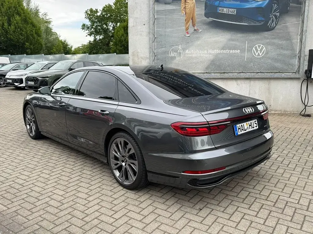Gebraucht Audi A8L S-Line 460 PS (338 kW) 2022 Daytonagrau perleffekt Limousine