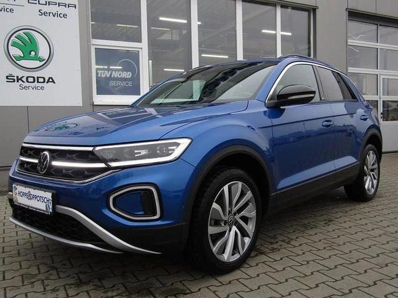 Blau Gebraucht 2024 VW T-Roc Move SUV | 32.749 € (Teuer) - Bild 1/4