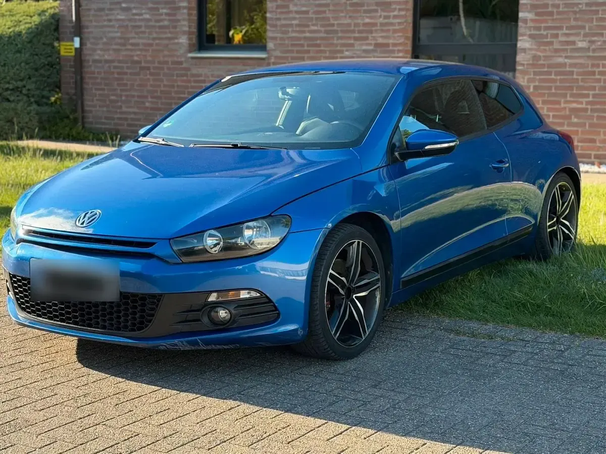 Second-hand VW Scirocco 160 CP (117 kW) 2008 Albastru Coupe