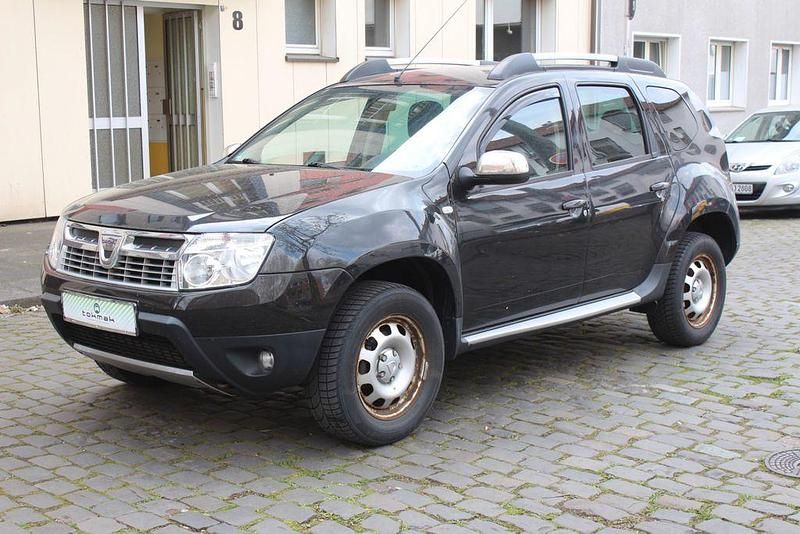 Usado Dacia Duster 105 HP (77 kW) 2011 Preto SUV