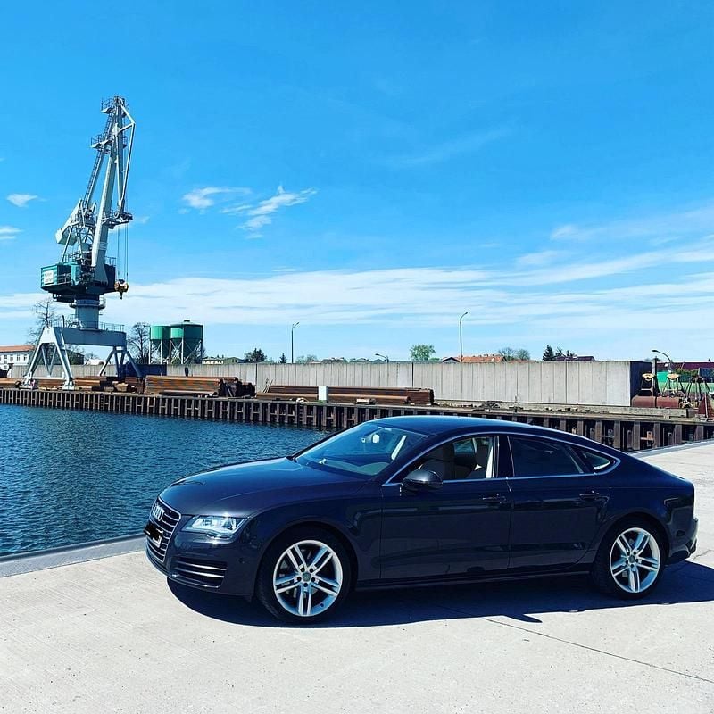 Grau Gebraucht 2012 Audi A7 Kleinwagen | 20.600 € (Fairer Preis) - Bild 1/4