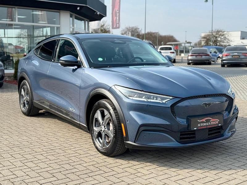 Gebraucht Ford Mustang Mach-E 197 kW (269 PS) 2021 Blau SUV