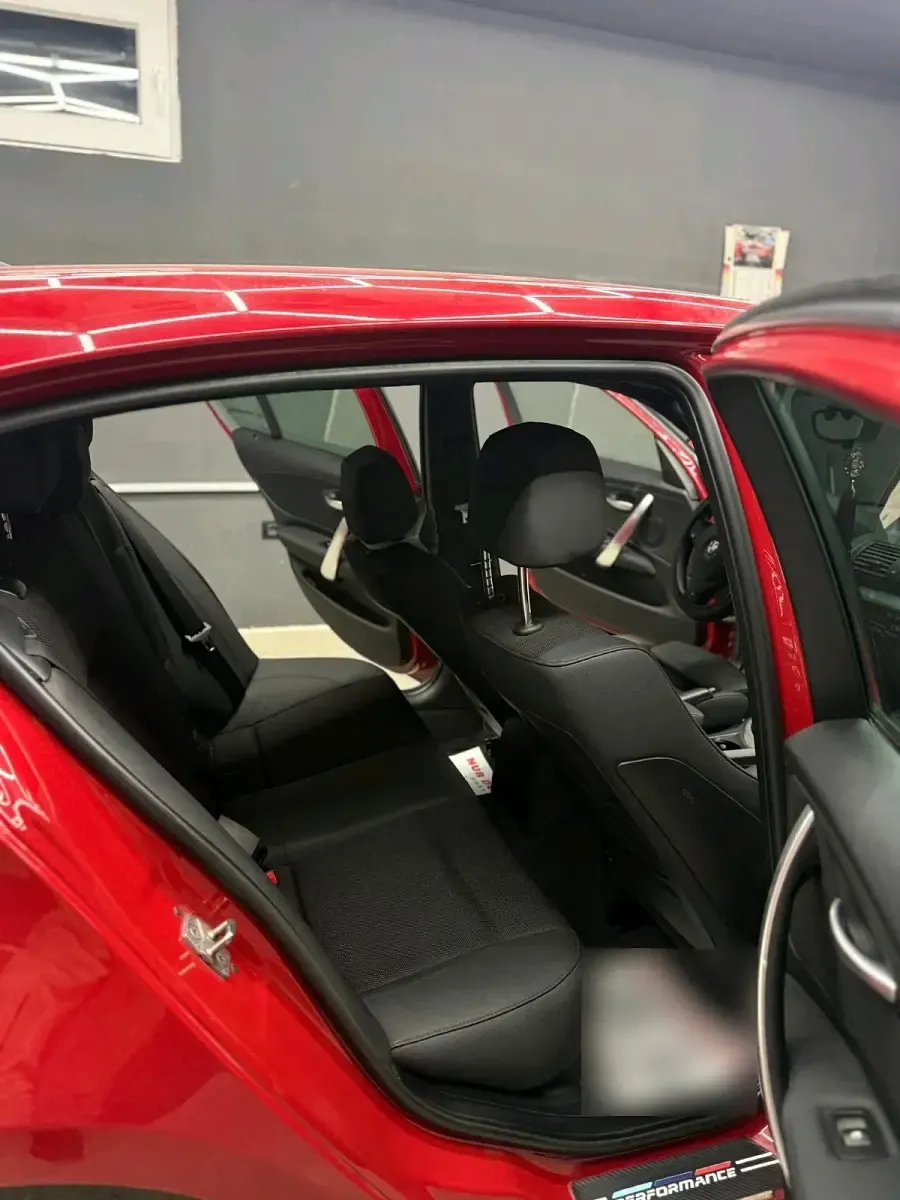 Gebraucht BMW 118 143 PS (105 kW) 2009 Rot Kleinwagen