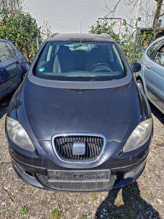 Schwarz Gebraucht 2008 Seat Altea XL Van / Kleinbus | 1.600 € (Fairer Preis) - Bild 1/4