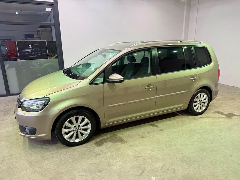 Gebraucht VW Touran Highline 140 PS (102 kW) 2012 Beige Van / Kleinbus