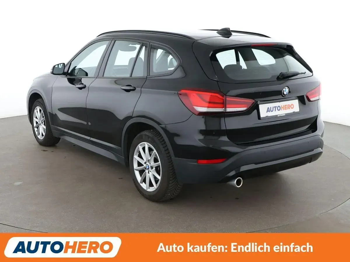 Gebraucht BMW X1 Advantage 136 PS (100 kW) 2022 Schwarz SUV